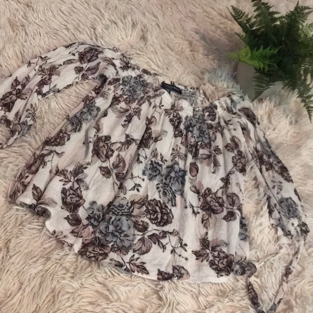 blouse - Picture 1 of 1